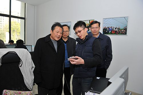 4：2016.3.1 時任市人大常委會主任王勇一行考察首游.jpg